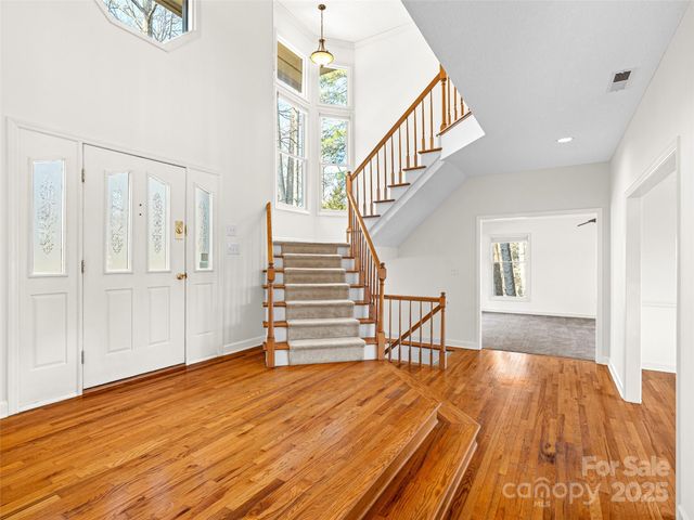 214 Blake Mountain Circle, Asheville, NC 28803