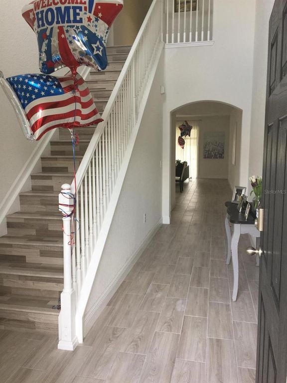 Image 1 of property listing at 2922 ASHLAND LANE S, Kissimmee, FL 34741