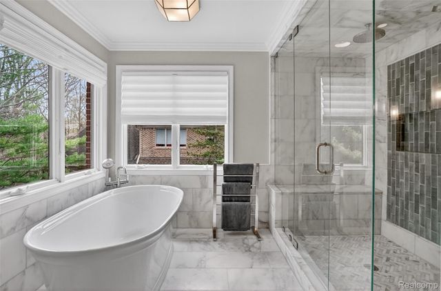1867 Lincolnshire Drive, Rochester Hills, MI 48309