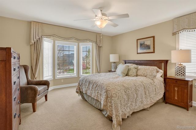 1867 Lincolnshire Drive, Rochester Hills, MI 48309