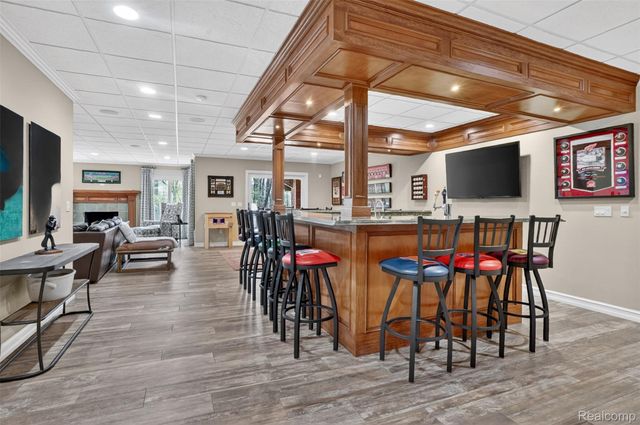 1867 Lincolnshire Drive, Rochester Hills, MI 48309