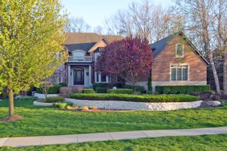 1867 Lincolnshire Drive, Rochester Hills, MI 48309