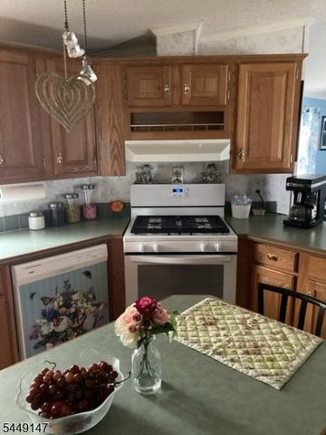 504 Kenbury, Branchburg Twp., NJ 08876