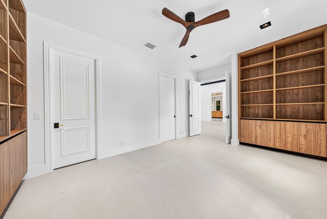 17585 Middlebrook Way, Boca Raton, FL 33496