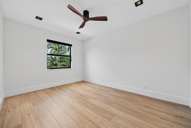 17585 Middlebrook Way, Boca Raton, FL 33496