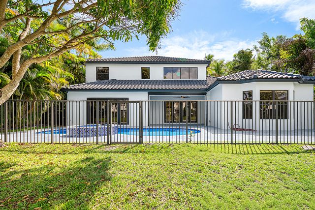 17585 Middlebrook Way, Boca Raton, FL 33496