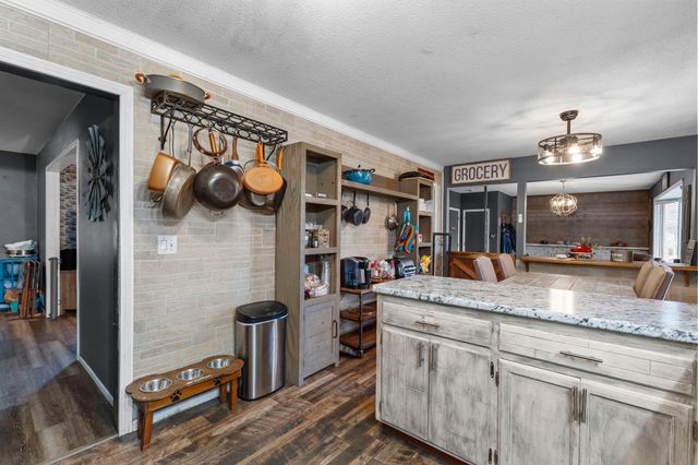 10239 Raven Street NW, Coon Rapids, MN 55433