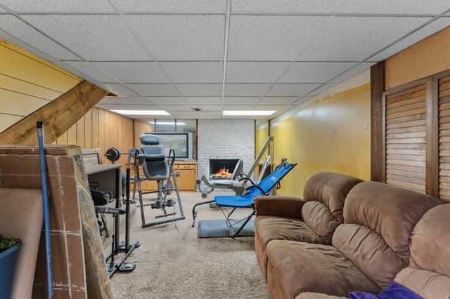 10239 Raven Street NW, Coon Rapids, MN 55433