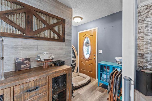 10239 Raven Street NW, Coon Rapids, MN 55433