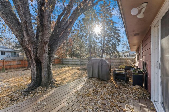 10239 Raven Street NW, Coon Rapids, MN 55433