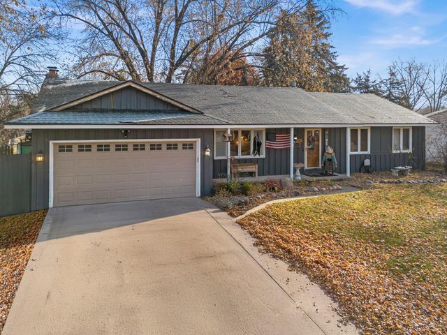 10239 Raven Street NW, Coon Rapids, MN 55433