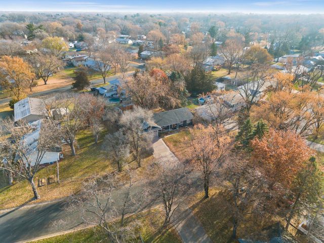 10239 Raven Street NW, Coon Rapids, MN 55433