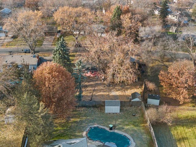 10239 Raven Street NW, Coon Rapids, MN 55433