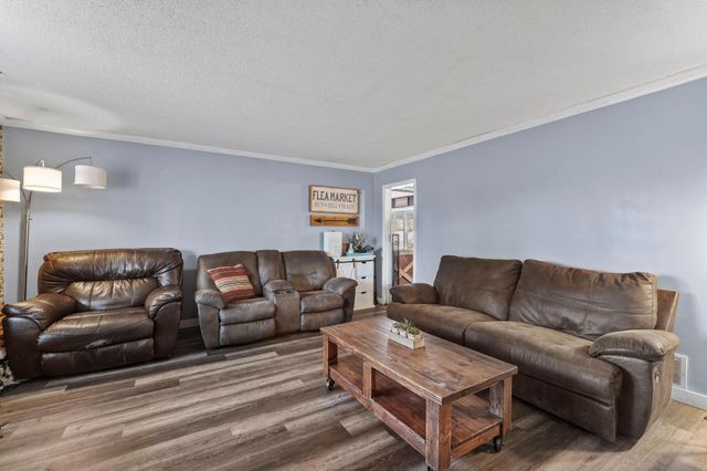 10239 Raven Street NW, Coon Rapids, MN 55433