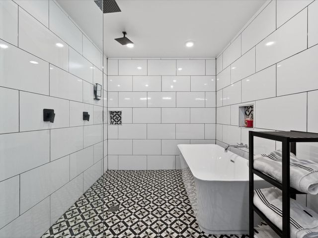 2522 Baycrest Drive, Houston, TX 77058