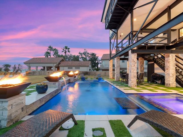 2522 Baycrest Drive, Houston, TX 77058