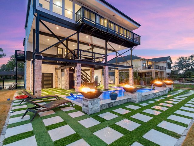 2522 Baycrest Drive, Houston, TX 77058