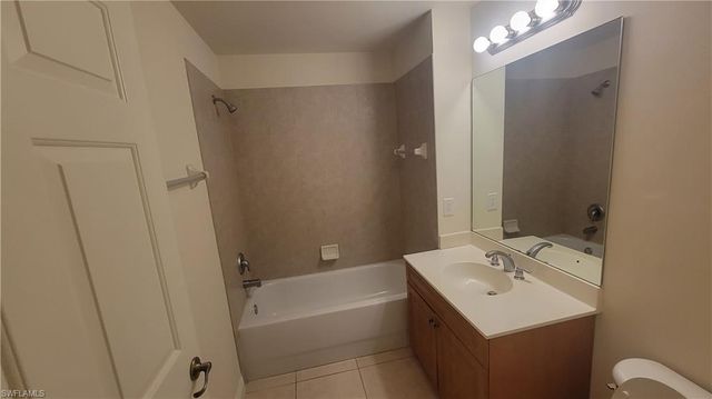 3968 Pomodoro CIR # 204, Cape Coral, FL 33909