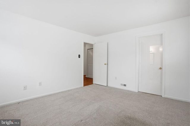 13 PROVINCETOWN DR, Marlton, NJ 08053