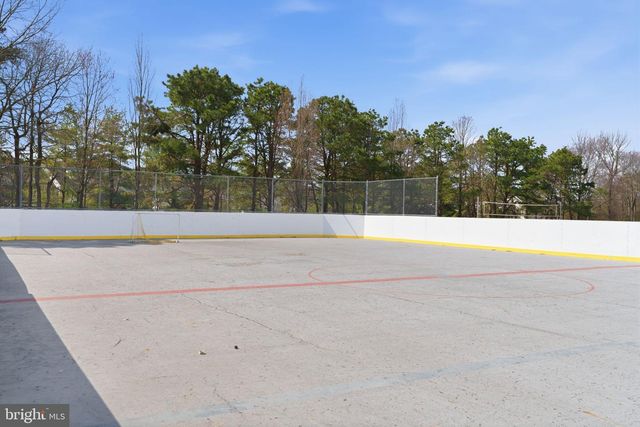 13 PROVINCETOWN DR, Marlton, NJ 08053