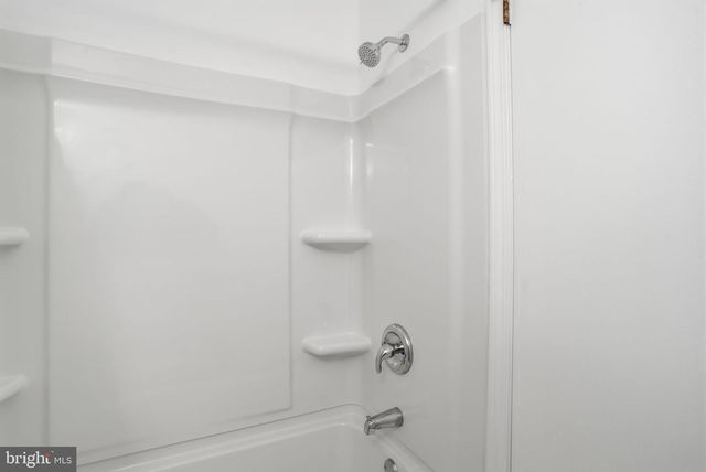 13 PROVINCETOWN DR, Marlton, NJ 08053