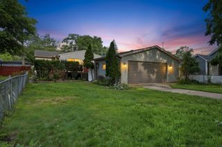 18232 Ridgewood Avenue, Lansing, IL 60438
