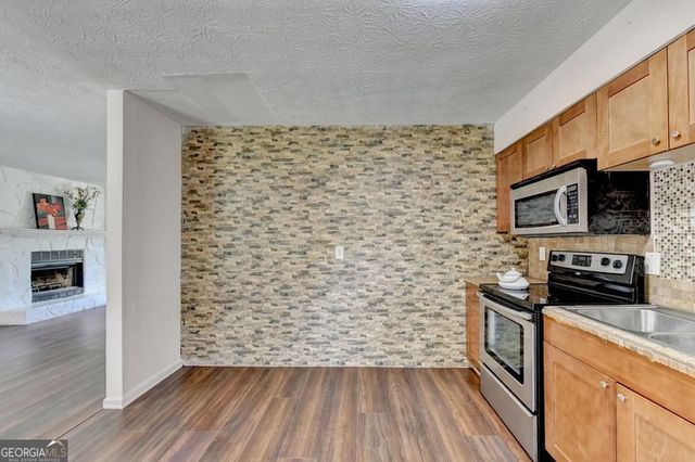 3414 Broxton Mill Way, Snellville, GA 30039