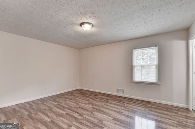 3414 Broxton Mill Way, Snellville, GA 30039