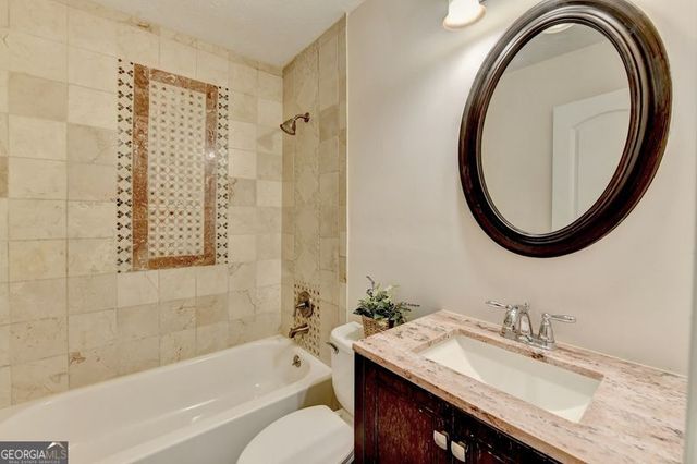 3414 Broxton Mill Way, Snellville, GA 30039