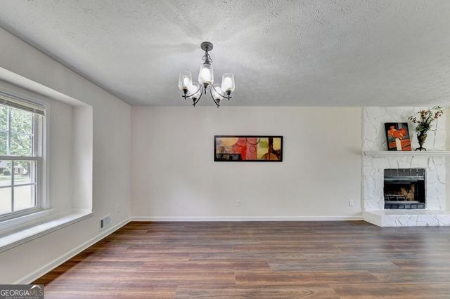 3414 Broxton Mill Way, Snellville, GA 30039