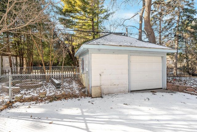 1641 JACKSON STREET, Oshkosh, WI 54901