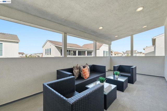 8553 Schooner Way, Newark, CA 94560