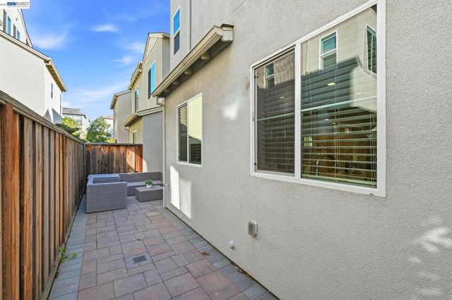 8553 Schooner Way, Newark, CA 94560