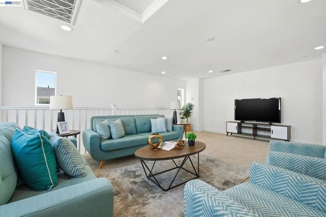 8553 Schooner Way, Newark, CA 94560