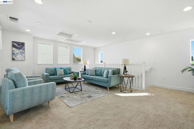 8553 Schooner Way, Newark, CA 94560