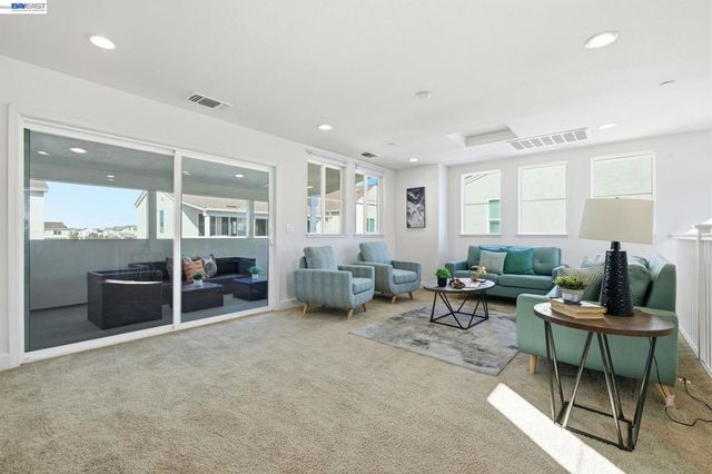 8553 Schooner Way, Newark, CA 94560