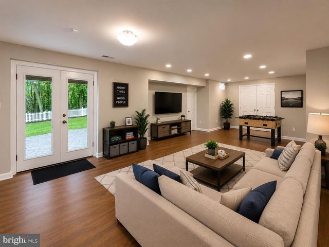 14047 SABLE CT, Woodbridge, VA 22193