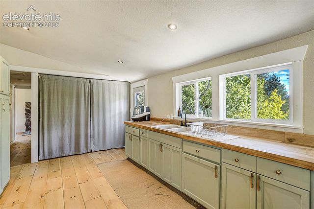 176 Chalk Circle Trail, Florissant, CO 80816