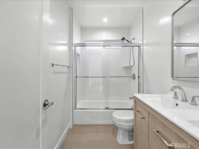 6642 Vineland Avenue, North Hollywood, CA 91606
