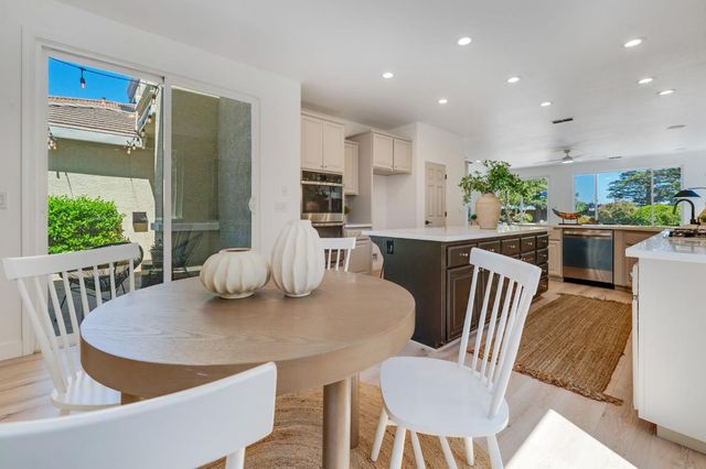 3277 Mount Tamalpais Dr, Roseville, CA 95747