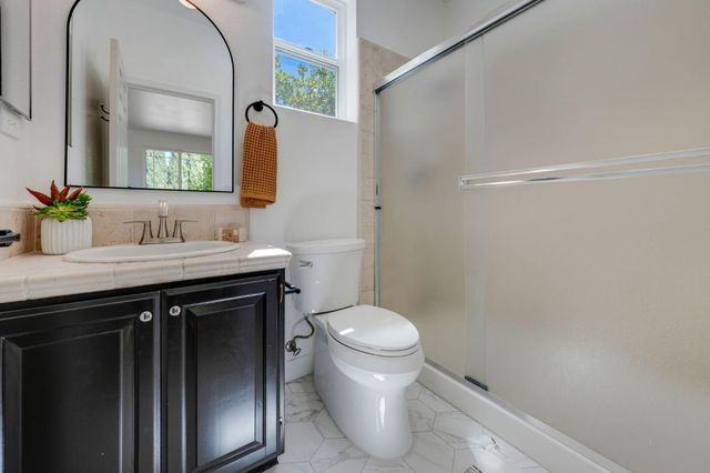 3277 Mount Tamalpais Dr, Roseville, CA 95747