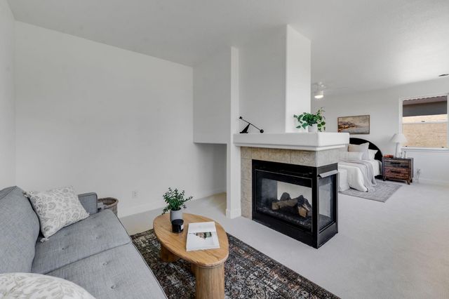 3277 Mount Tamalpais Dr, Roseville, CA 95747