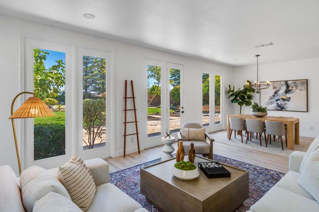 3277 Mount Tamalpais Dr, Roseville, CA 95747