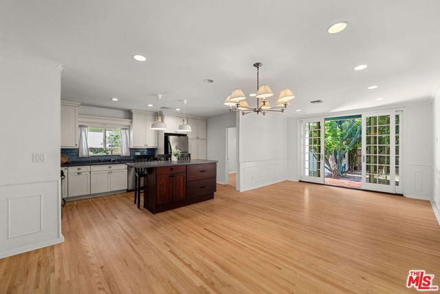 5656 Vesper Avenue, Sherman Oaks, CA 91411