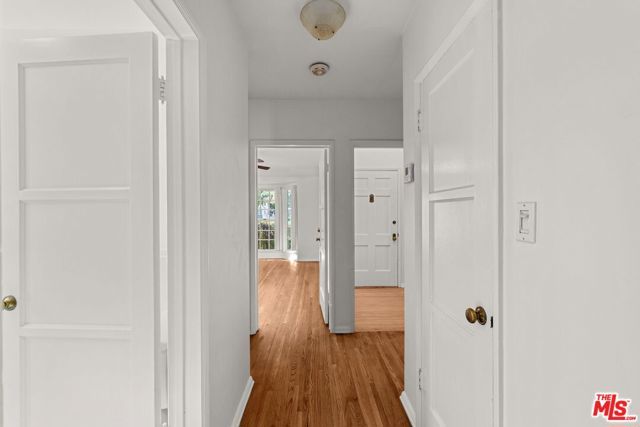 5656 Vesper Avenue, Sherman Oaks, CA 91411