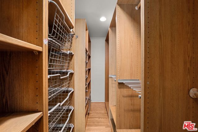 5656 Vesper Avenue, Sherman Oaks, CA 91411