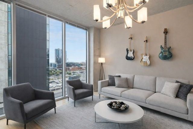 301 Demonbreun St Unit 1313, Nashville, TN 37201