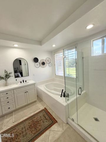 2805 Golf Villa Way, Camarillo, CA 93010