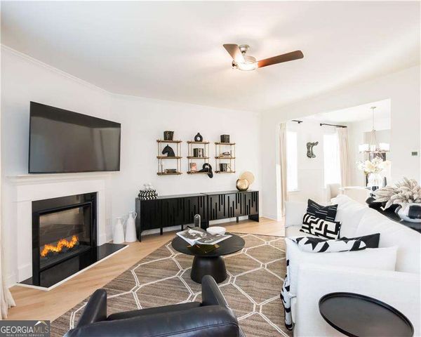 7255 Millbrae Walk, Flowery Branch, GA 30542