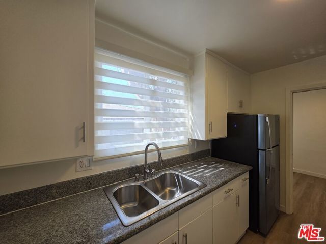 1280 West Boulevard 1282B, Los Angeles, CA 90019